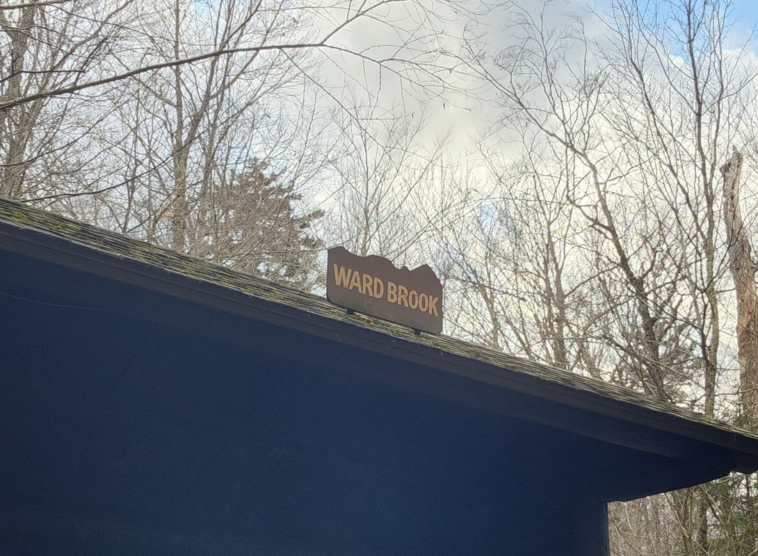 Ward Brook Lean-to sign